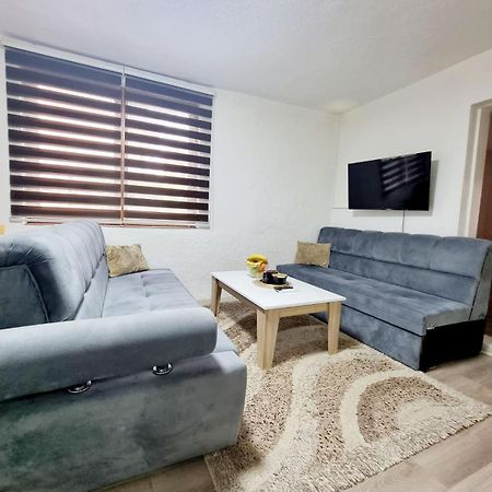Apartman Family ซาราเยโว ภายนอก รูปภาพ