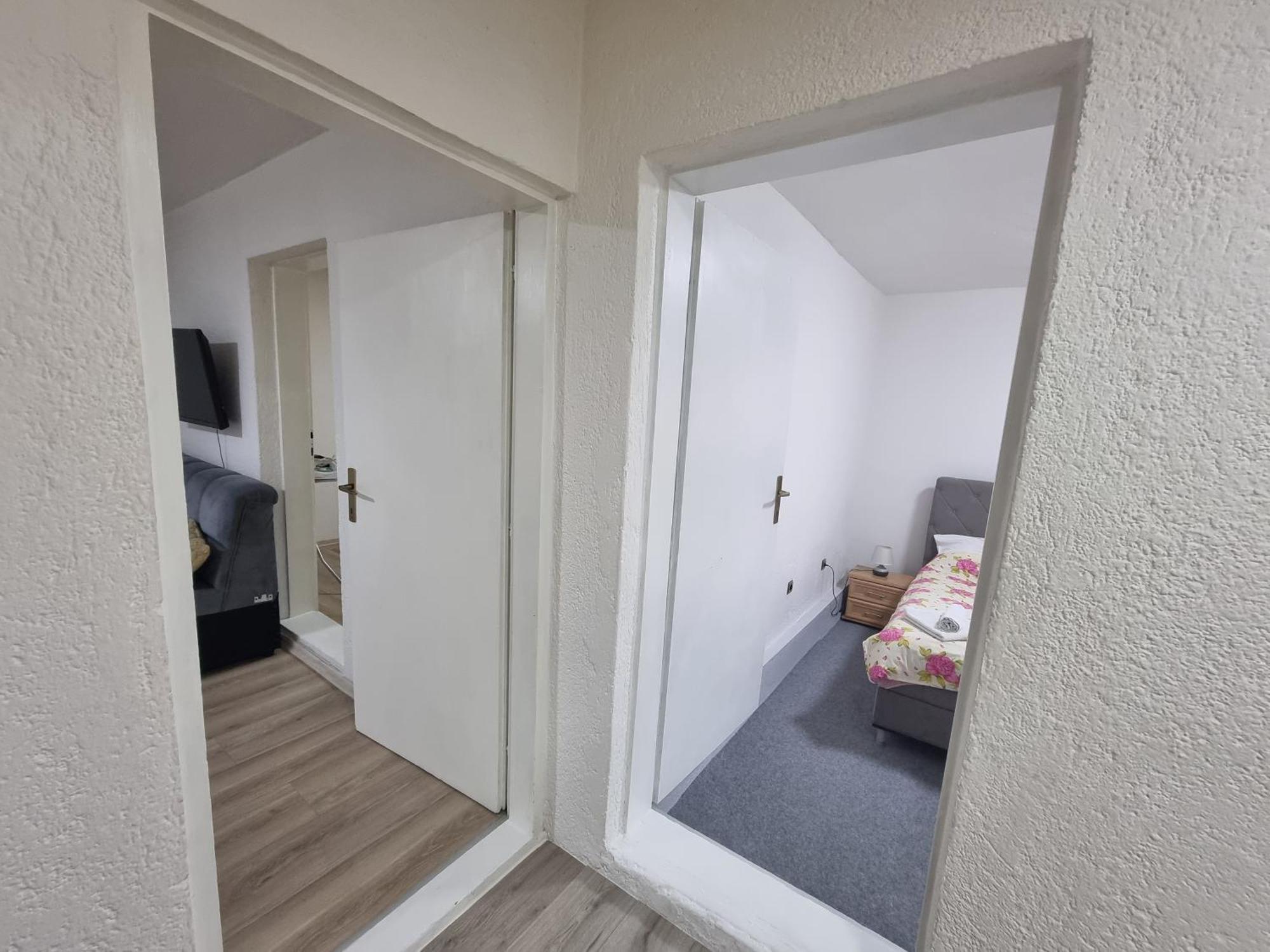 Apartman Family ซาราเยโว ภายนอก รูปภาพ